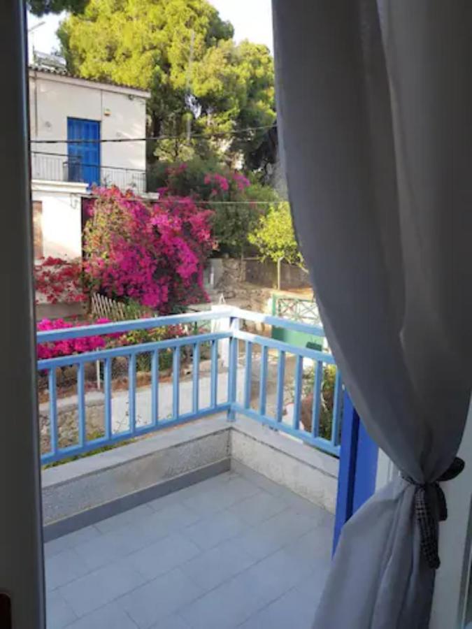 Poros Town Rigos House At Askeli Beach, Poros Island المظهر الخارجي الصورة