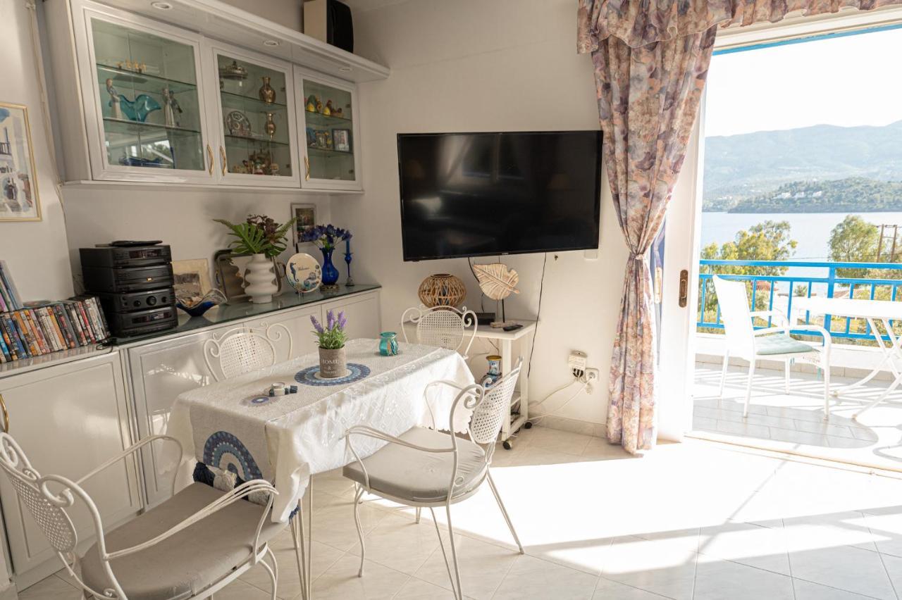 فيلا Rigos House At Askeli Beach, Poros Island Poros Town المظهر الخارجي الصورة