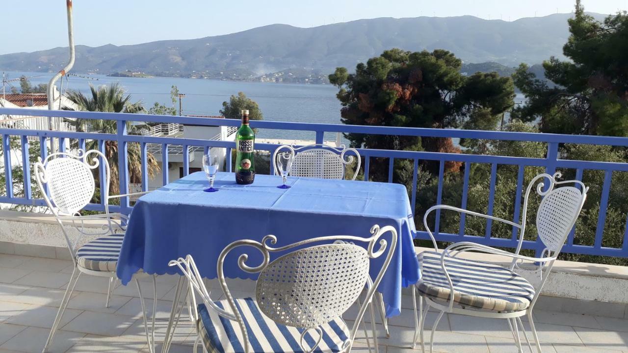 فيلا Rigos House At Askeli Beach, Poros Island Poros Town المظهر الخارجي الصورة